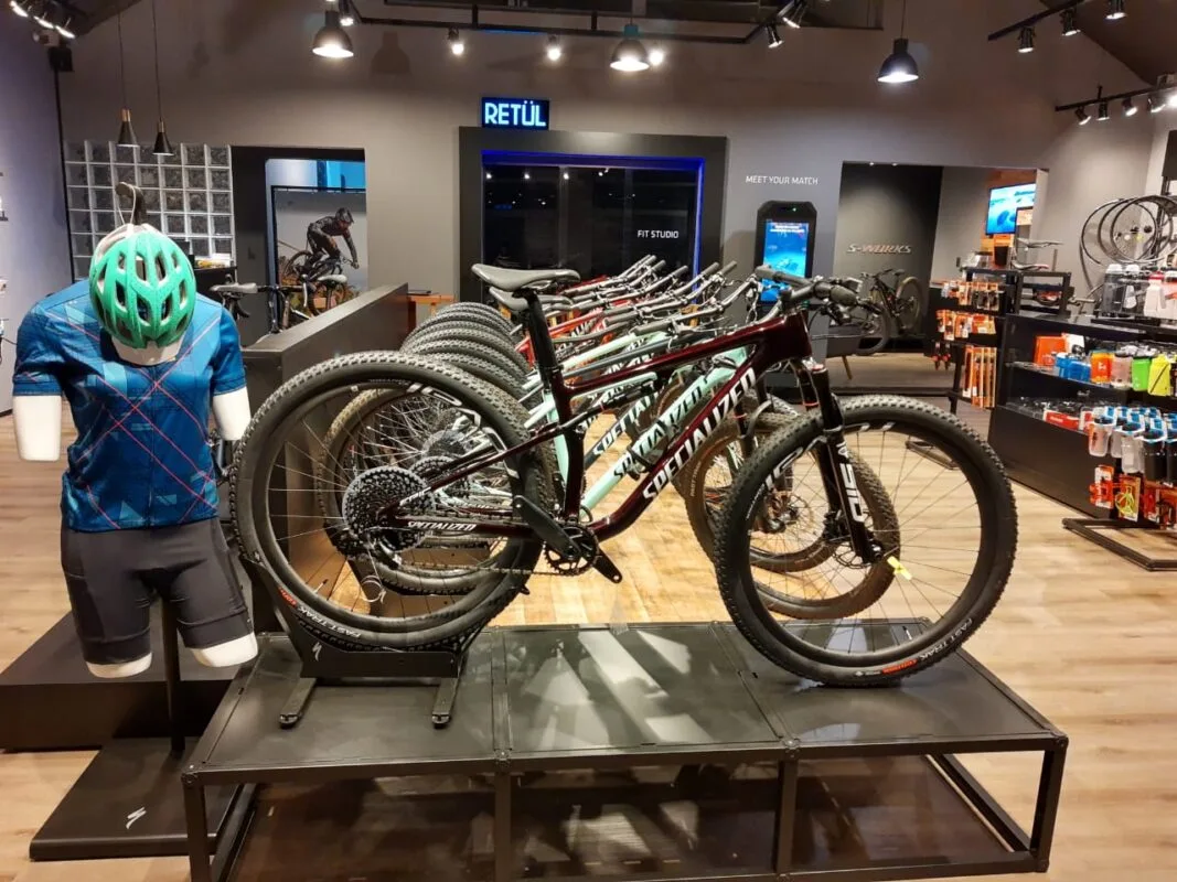 Produtos Specialized em Vila Zefira - SP