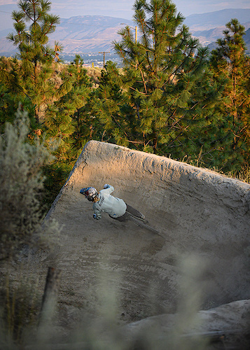 William Robert riding Kamloops - Photography by Adele Clavelin.