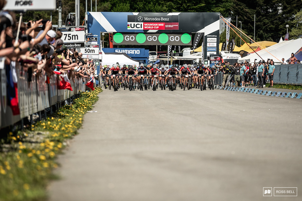 The women kick off Sunday s race action.