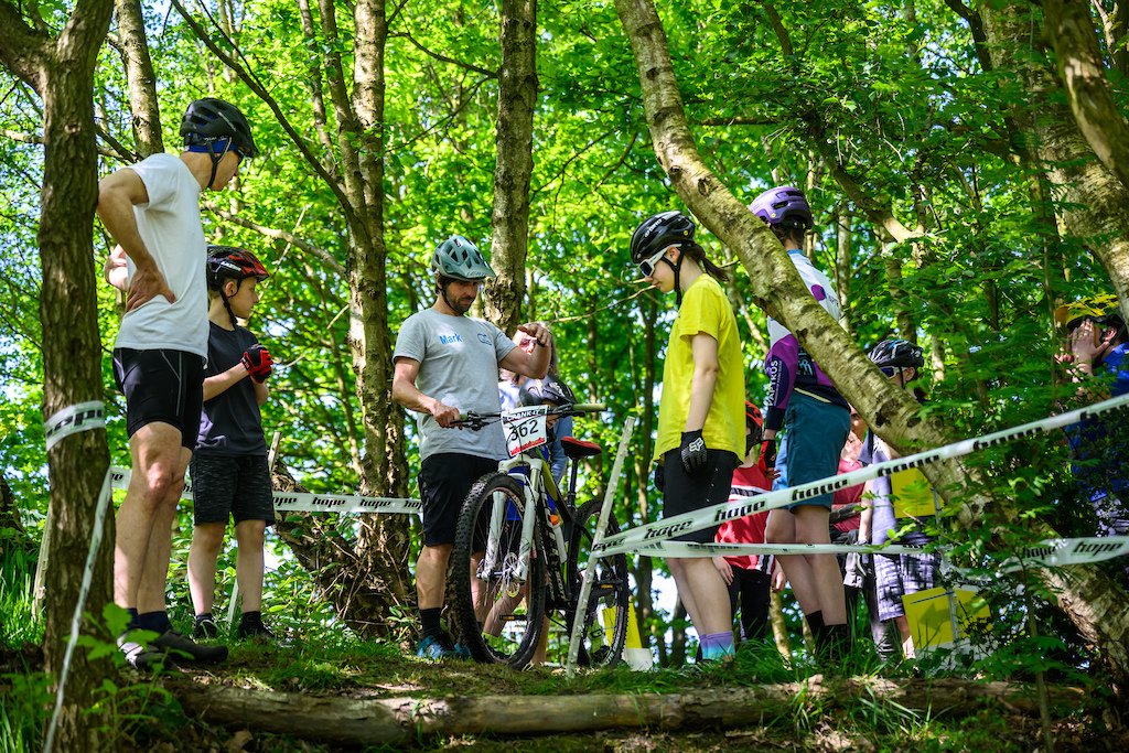 On the Saturday of the Crank It Weekender riders had the chance to take part in a coaching session and hone those skills essential for making the most of their riding