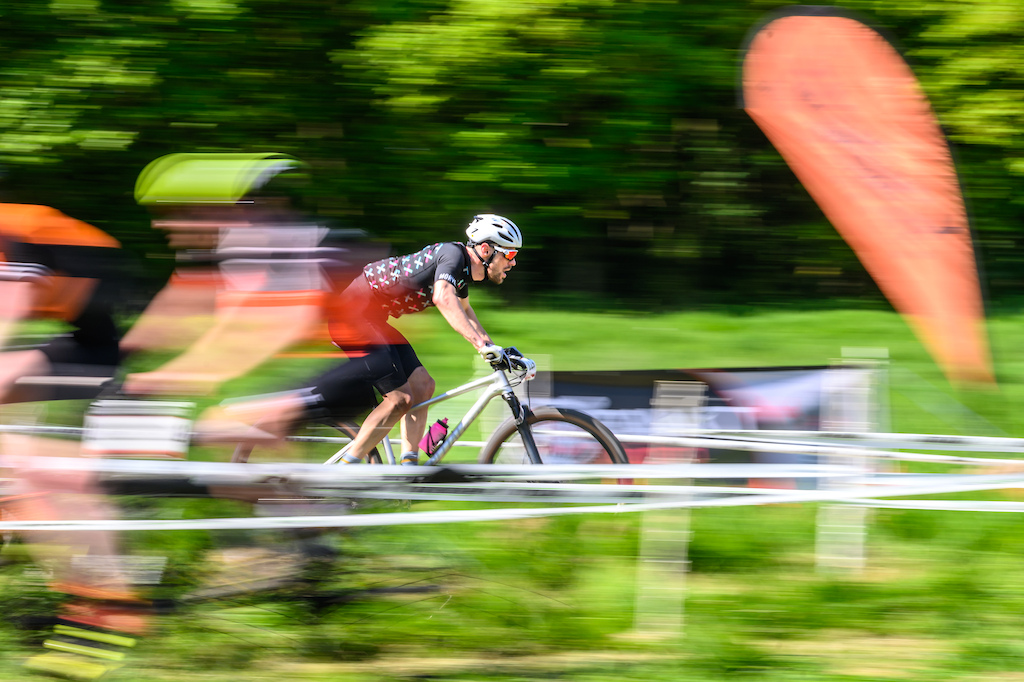 The flowing field descents gave the riders the opportunity to get some speed