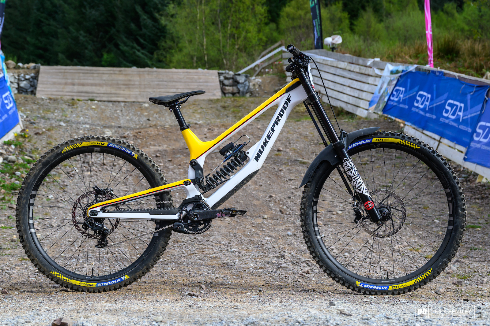 Sam Hill s Nukeproof Dissent