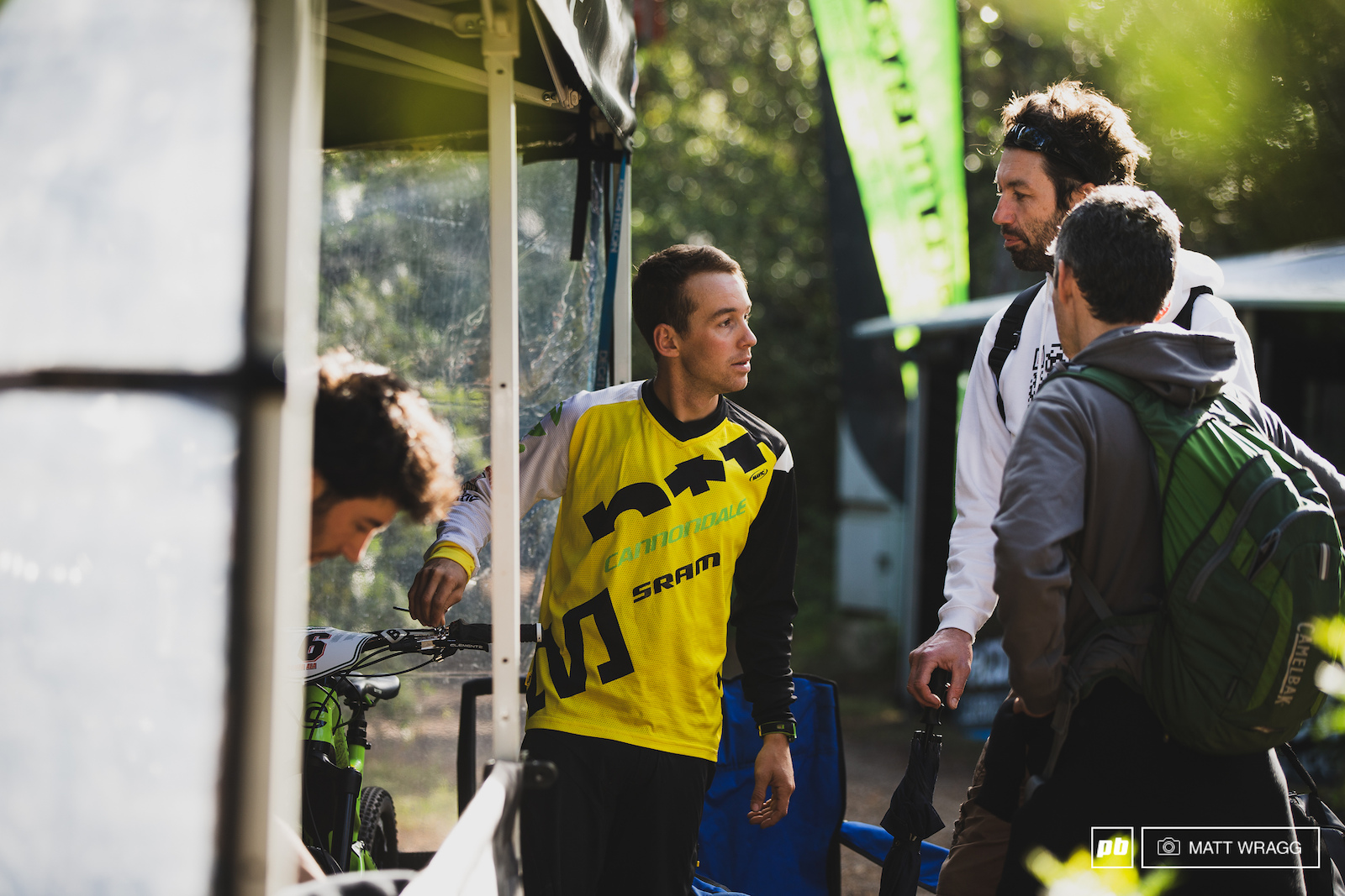 All eyes were on Jerome Clementz going into this first race. More than anybody else at the time he figured out how to race and win in enduro - the year before SRAM were actively introducing him to journalists so that when enduro made it big they knew who to follow.