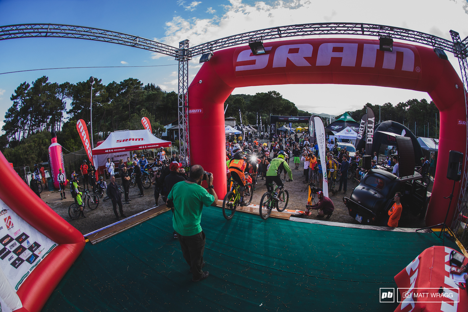 The first riders to head out onto an EWS race course - Cedric Gracia and defending Superednuro champion Davide Sottocornola.