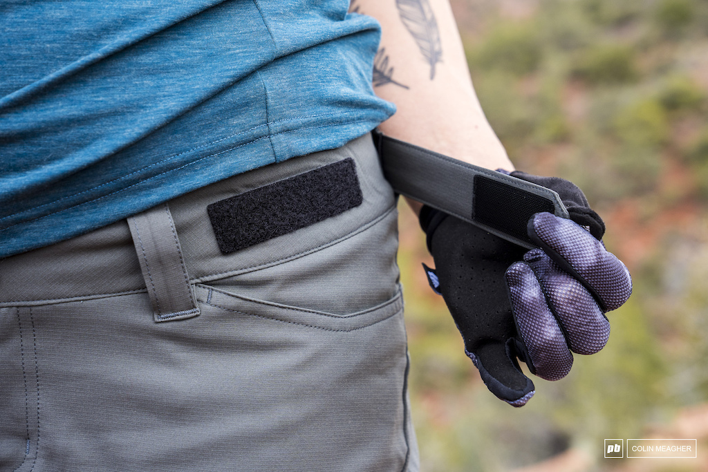 Nikki Rohan showing off some of Spring 2023 women s mountain bike apparel on the transept Trail in Sedona Arizona