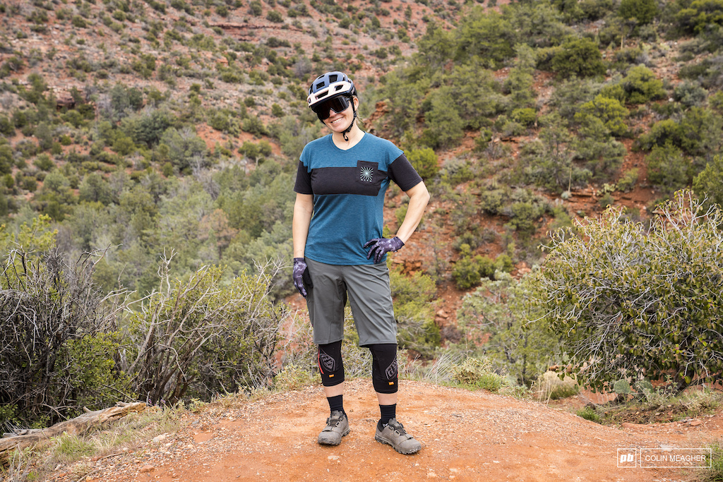 Nikki Rohan showing off some of Spring 2023 women s mountain bike apparel on the transept Trail in Sedona Arizona