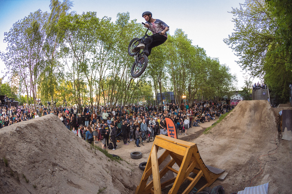 Wilhelm Kittler with a perfect Lookdown.