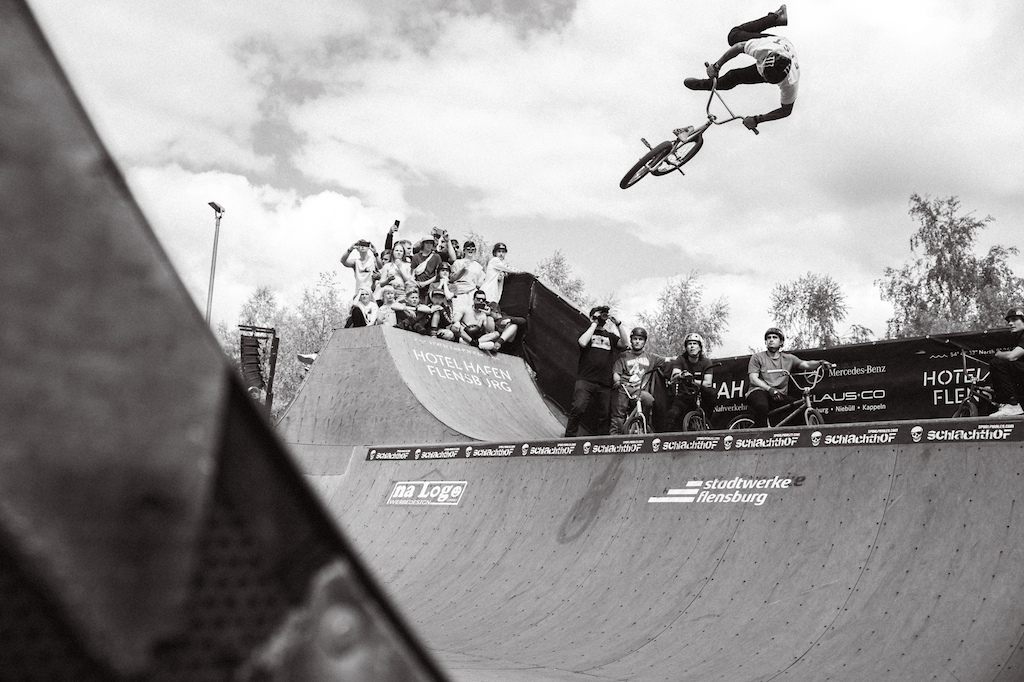 Daniel Sandoval s first trick after the drop-in was a Flair Double Tailwhip.