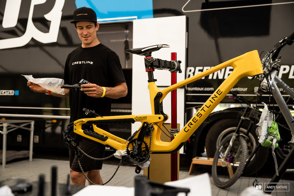 Sam Blenkinsop s yellow Crestline being freshly built.