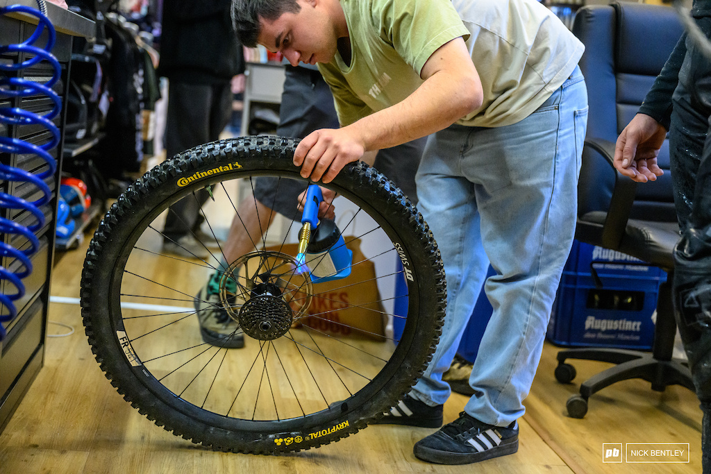 In this case a Fresh tyre and a quick bit of decontamination of the brake rotor and the bike was sort of back-rideable. all be it with a Mech that had seen better days