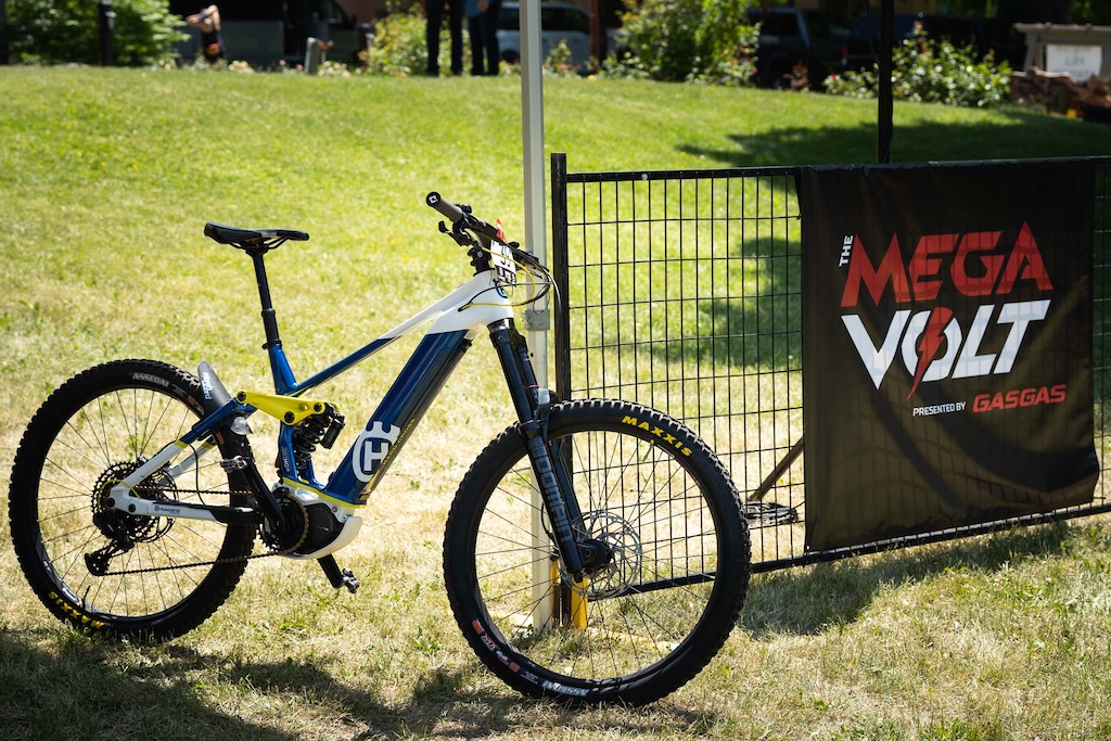 A bike waits in anticipation ready and prepped to ride - with 3 days ahead we won t disappoint.