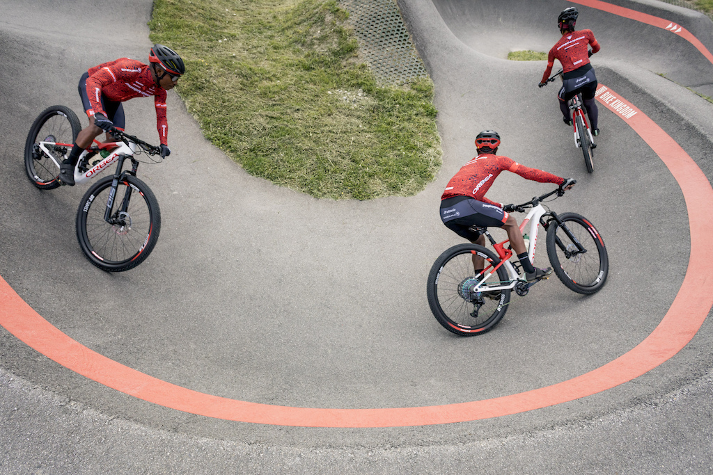 Pump For Peace Racing team on the pumptrack in their new kit.