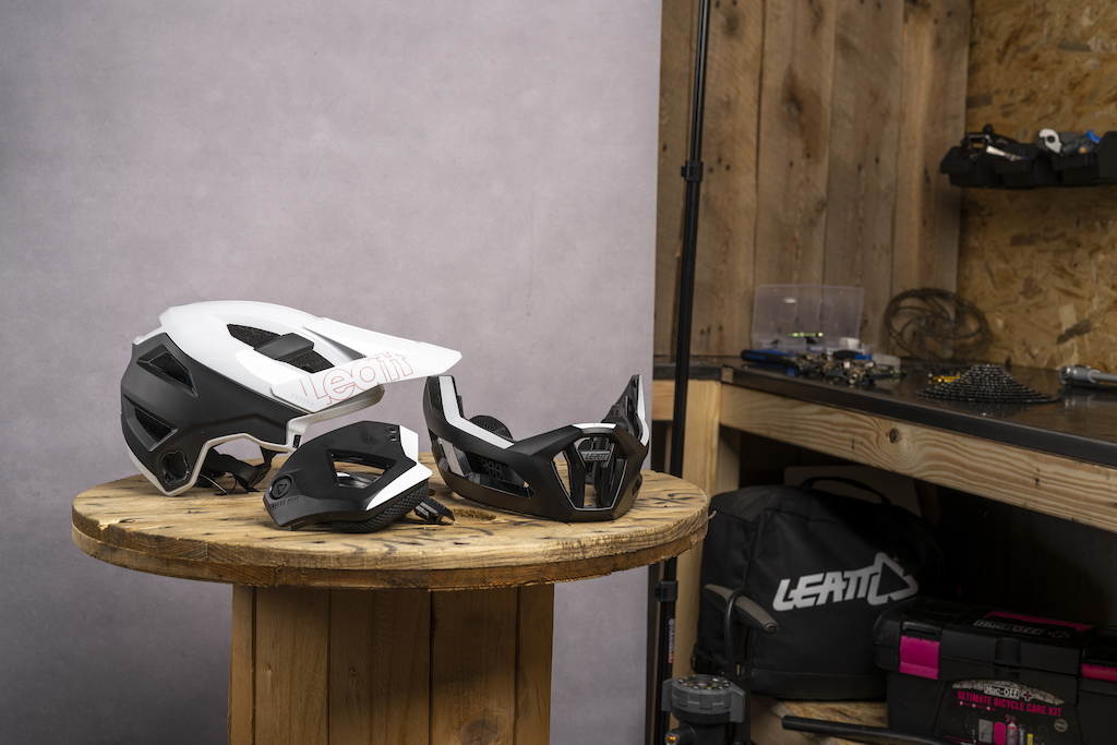 3.0 Enduro helmet