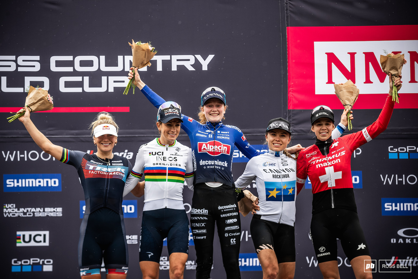 Puck Pieterse takes the win in front of Pauline Ferrand Prevot Loana Lecomte Evie Richards and Alessandra Keller.