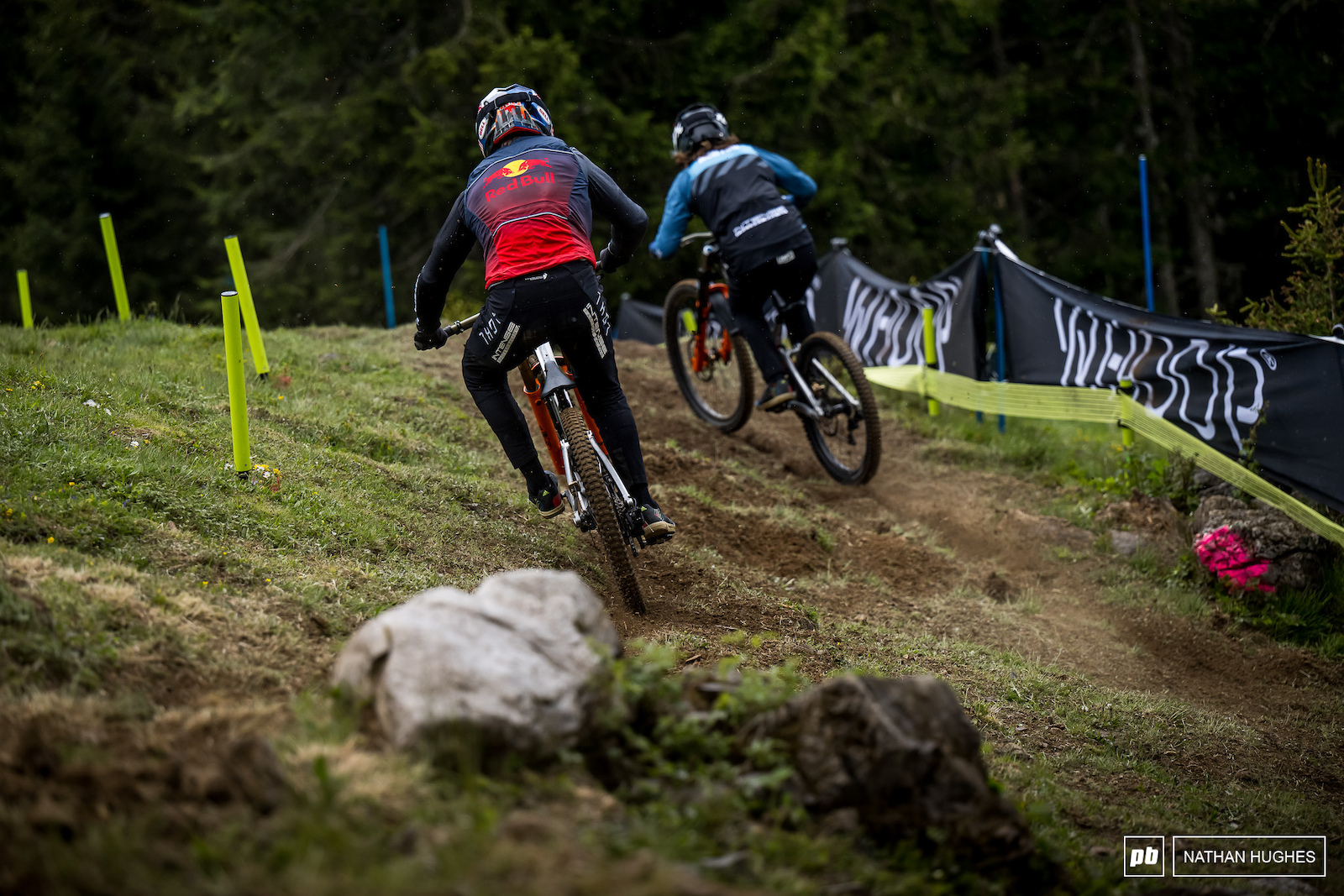 Aaron Gwin chasing down team mate Dakotah Norton.